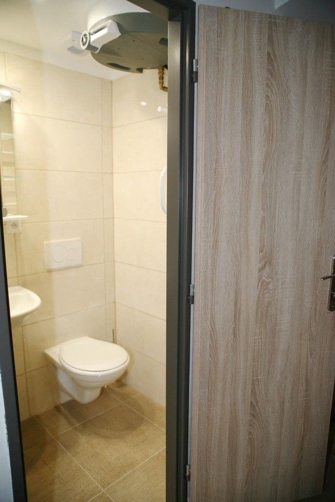 Pronájem bytu 1+kk 20 m², Československé armády, Praha, Praha Pronájem bytu 1+kk 20 m², Československé armády, Praha, Praha