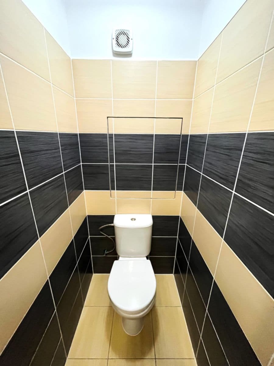 Pronájem bytu 3+kk 57 m², Radomská, Praha, Praha Pronájem bytu 3+kk 57 m², Radomská, Praha, Praha