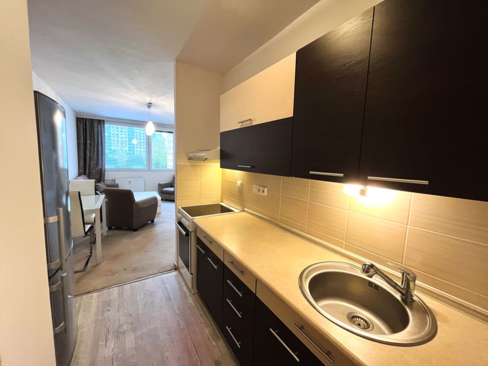 Pronájem bytu 3+kk 57 m², Radomská, Praha, Praha Pronájem bytu 3+kk 57 m², Radomská, Praha, Praha