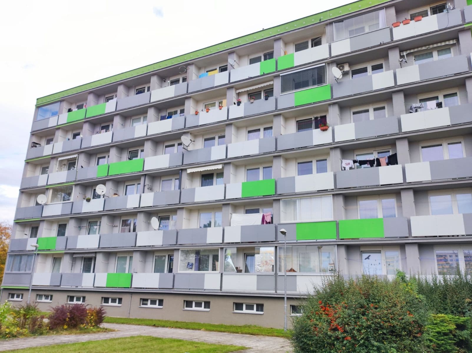 Pronájem bytu 1+kk 35 m², Brožíkova, Hradec Králové, Královéhradecký kraj Pronájem bytu 1+kk 35 m², Brožíkova, Hradec Králové, Královéhradecký kraj