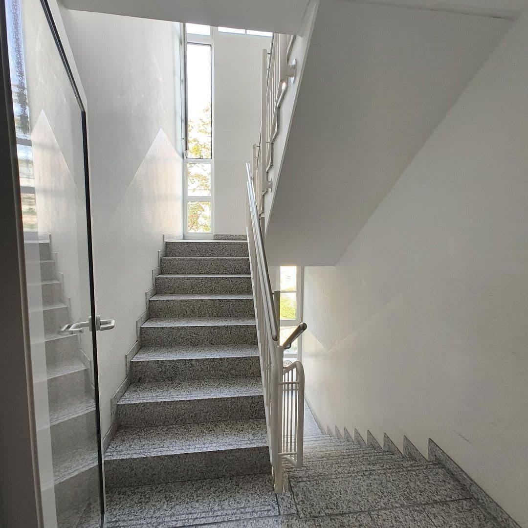 Pronájem bytu 1+1 39 m², Jägerstraße 27, Dresden, Sasko Pronájem bytu 1+1 39 m², Jägerstraße 27, Dresden, Sasko