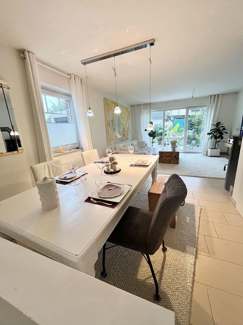 Prodej domu 101 m², pozemek 213 m², Wesel, Severní Porýní-Vestfálsko Prodej domu 101 m², pozemek 213 m², Wesel, Severní Porýní-Vestfálsko