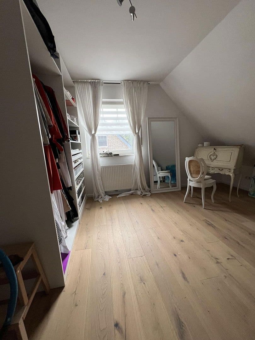 Prodej domu 101 m², pozemek 213 m², Wesel, Severní Porýní-Vestfálsko Prodej domu 101 m², pozemek 213 m², Wesel, Severní Porýní-Vestfálsko