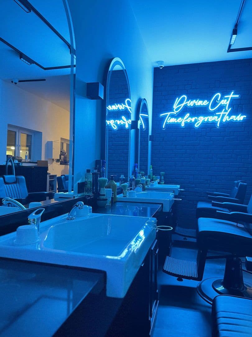 Pronájem nebytového prostoru 65 m², Klingerstraße 4, Frankfurt, Hessen Pronájem nebytového prostoru 65 m², Klingerstraße 4, Frankfurt, Hessen