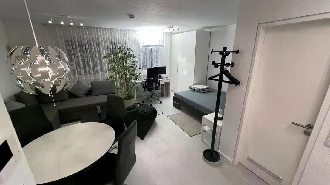 Pronájem bytu 1+1 32 m², Dattelweg 29, Stuttgart, Bádensko-Württembersko Pronájem bytu 1+1 32 m², Dattelweg 29, Stuttgart, Bádensko-Württembersko