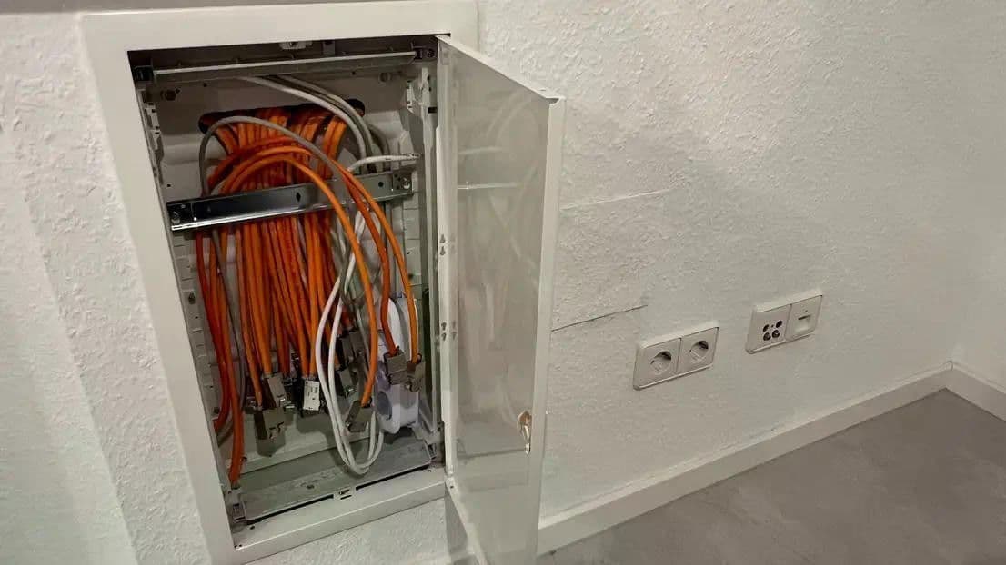 Pronájem bytu 1+1 32 m², Dattelweg 29, Stuttgart, Bádensko-Württembersko Pronájem bytu 1+1 32 m², Dattelweg 29, Stuttgart, Bádensko-Württembersko