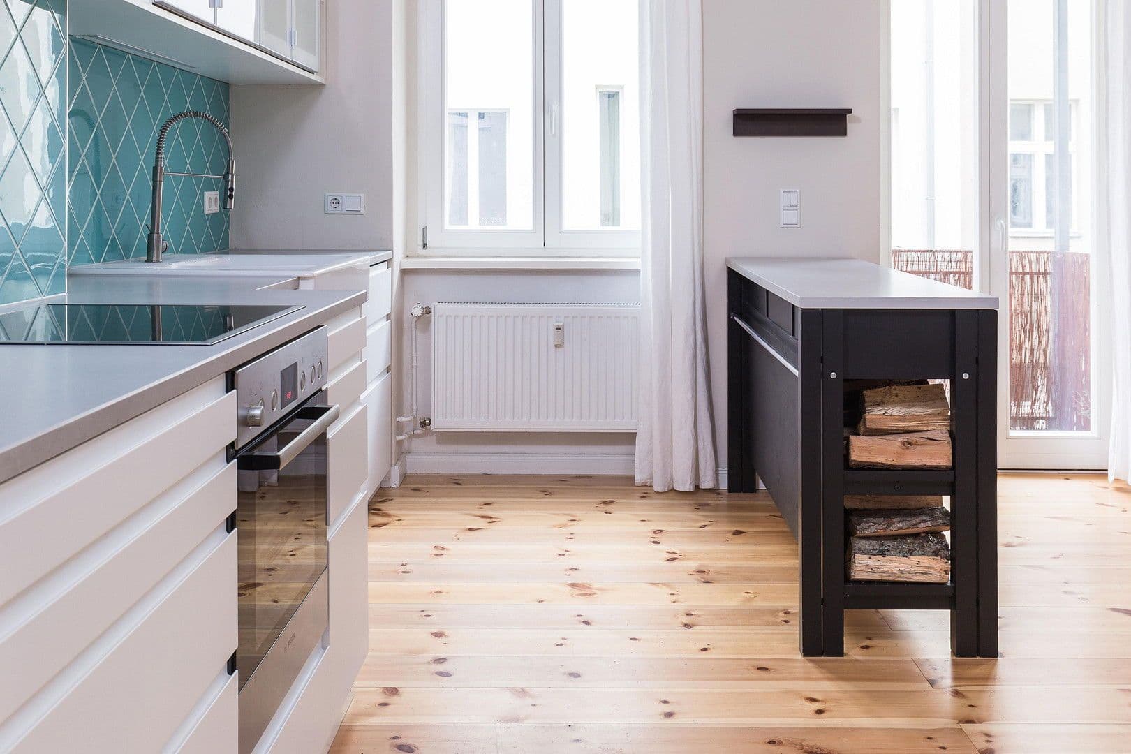 Prodej bytu 4+1 105 m², Kienitzer Str. 111, Berlin, Berlín Prodej bytu 4+1 105 m², Kienitzer Str. 111, Berlin, Berlín