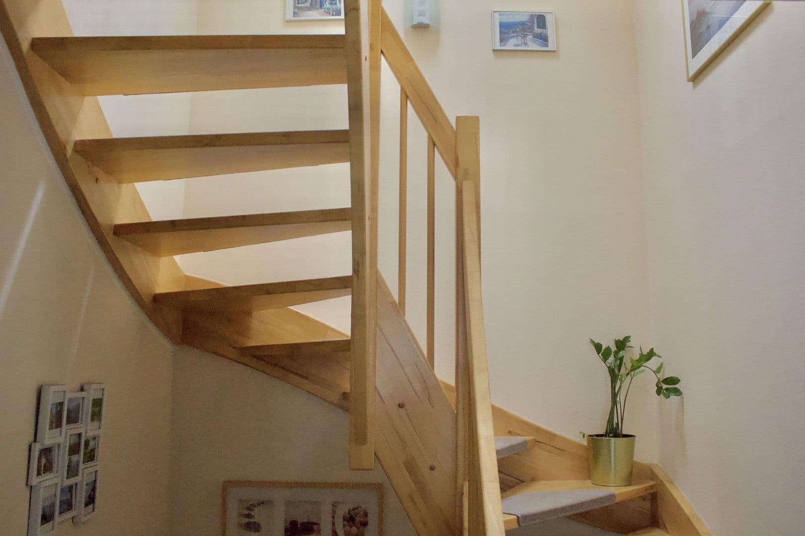 Prodej domu 115 m², pozemek 494 m², Bürstadt, Hessen Prodej domu 115 m², pozemek 494 m², Bürstadt, Hessen