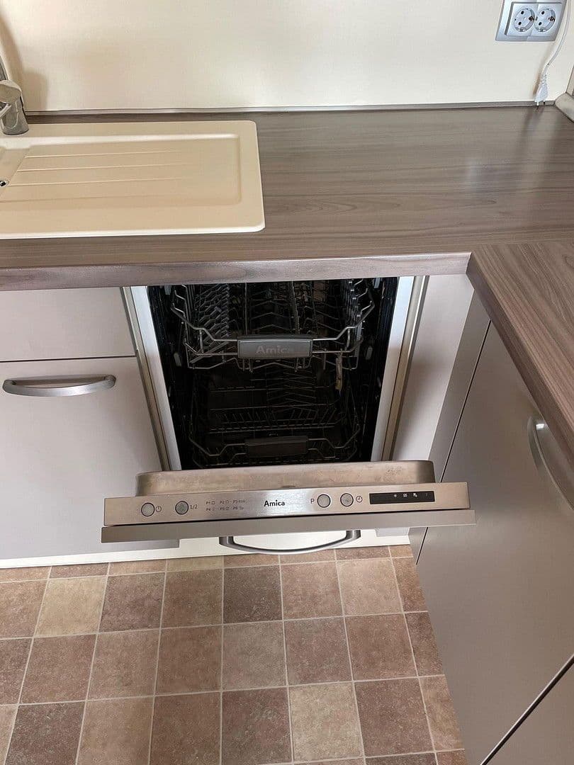 Pronájem bytu 3+1 63 m², Basedowstraße 9, Sömmerda, Durynsko Pronájem bytu 3+1 63 m², Basedowstraße 9, Sömmerda, Durynsko