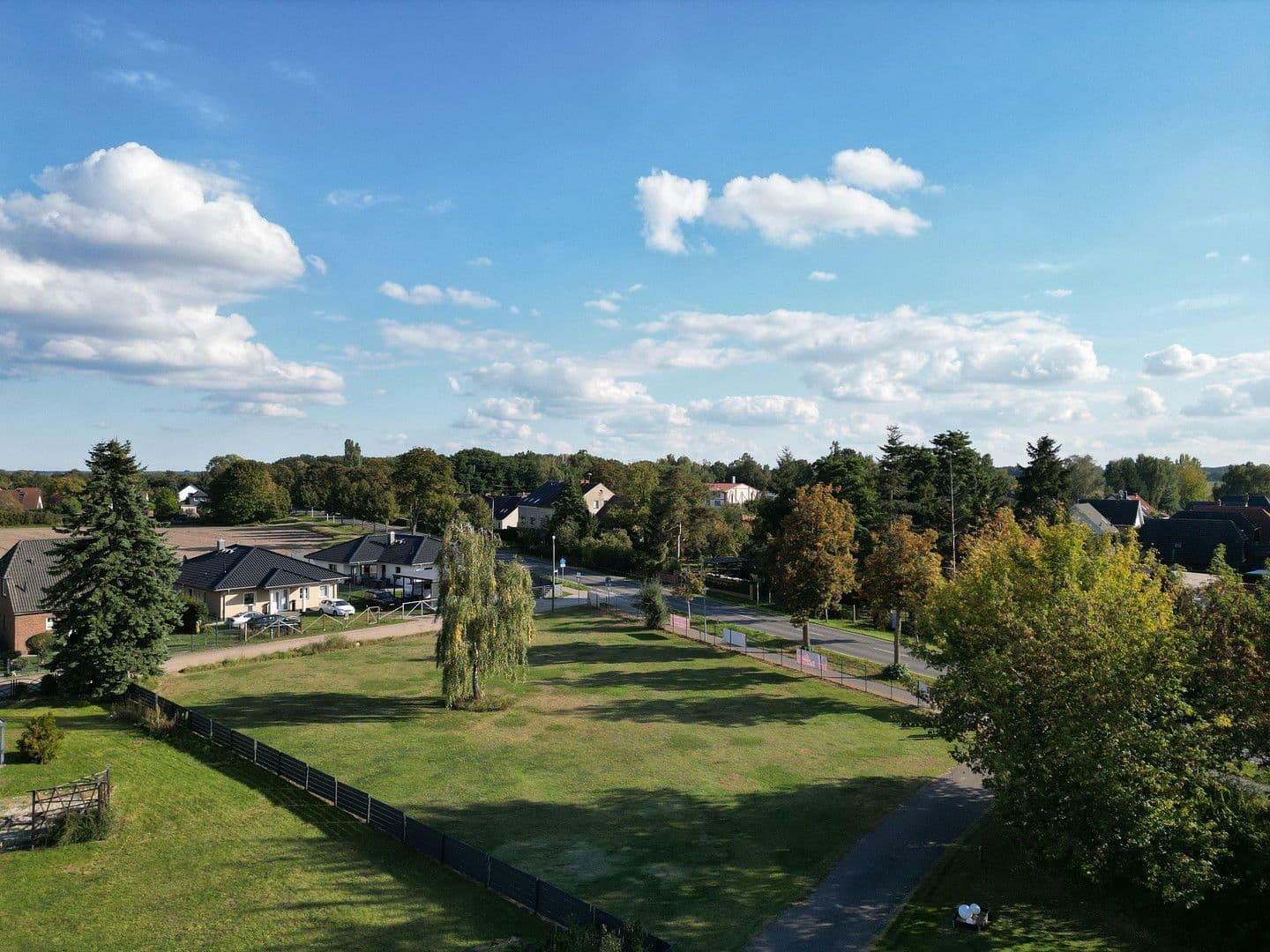 Prodej pozemku 800 m², Nordweg, Kremmen, Braniborsko Prodej pozemku 800 m², Nordweg, Kremmen, Braniborsko