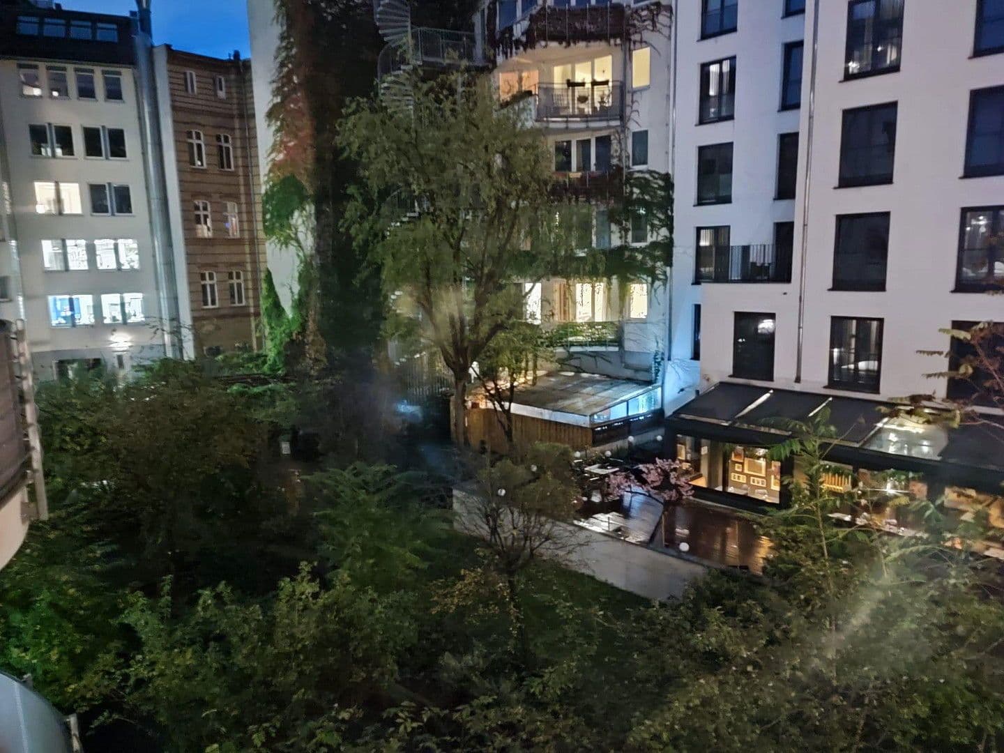 Prodej bytu 3+kk 90 m², Neue Promenade, 7, Berlin, Berlín Prodej bytu 3+kk 90 m², Neue Promenade, 7, Berlin, Berlín