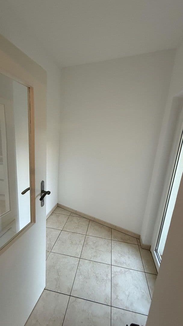 Pronájem bytu 4+kk 106 m², Stuttgart, Bádensko-Württembersko Pronájem bytu 4+kk 106 m², Stuttgart, Bádensko-Württembersko