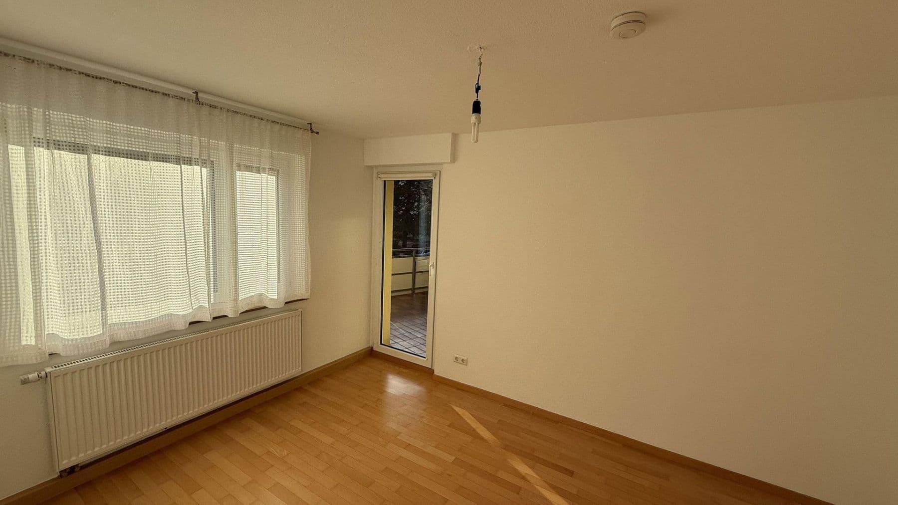 Pronájem bytu 4+kk 106 m², Stuttgart, Bádensko-Württembersko Pronájem bytu 4+kk 106 m², Stuttgart, Bádensko-Württembersko