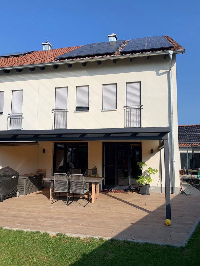 Prodej domu 160 m², pozemek 363 m², Dillingen an der Donau, Bavorsko Prodej domu 160 m², pozemek 363 m², Dillingen an der Donau, Bavorsko