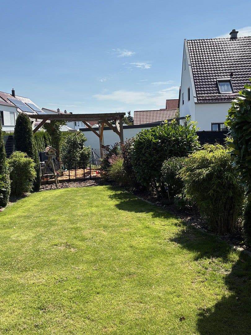 Prodej domu 160 m², pozemek 363 m², Dillingen an der Donau, Bavorsko Prodej domu 160 m², pozemek 363 m², Dillingen an der Donau, Bavorsko