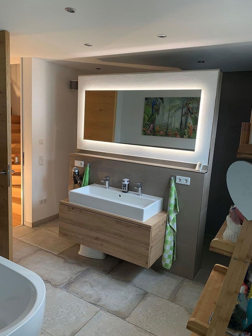 Prodej domu 160 m², pozemek 363 m², Dillingen an der Donau, Bavorsko Prodej domu 160 m², pozemek 363 m², Dillingen an der Donau, Bavorsko