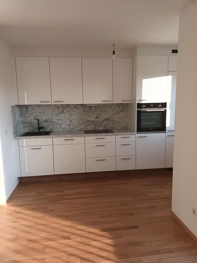 Prodej bytu 3+1 82 m², Arnulfstr. 150, München, Bavorsko Prodej bytu 3+1 82 m², Arnulfstr. 150, München, Bavorsko