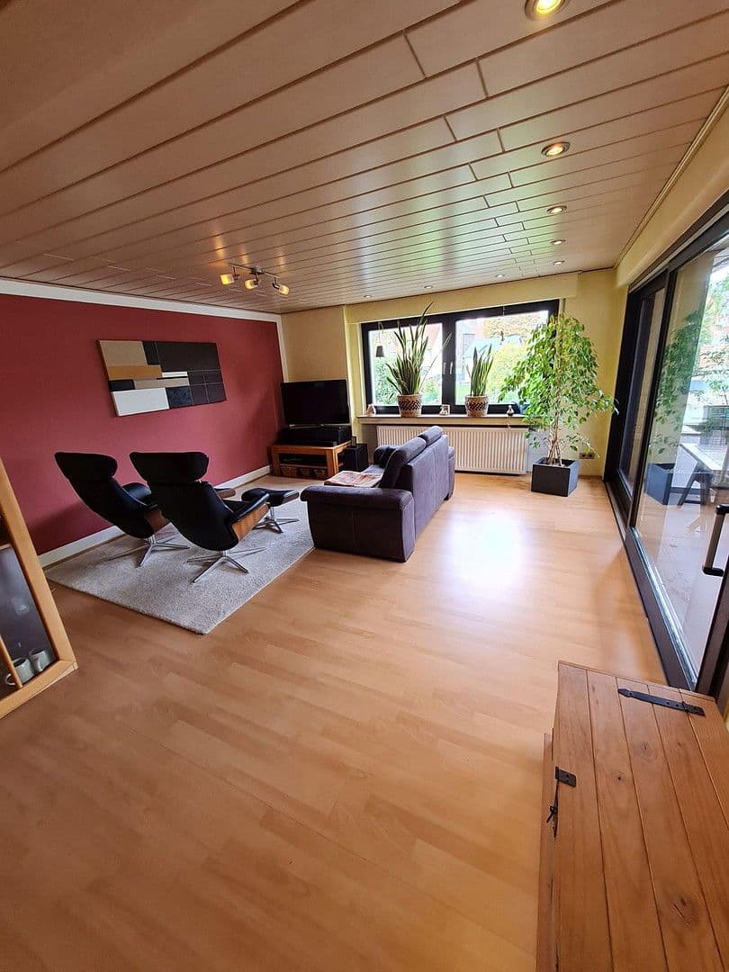 Prodej bytu 4+kk 118 m², Recklinghausen, Severní Porýní-Vestfálsko Prodej bytu 4+kk 118 m², Recklinghausen, Severní Porýní-Vestfálsko