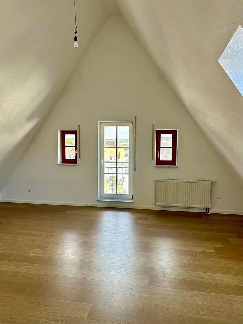 Pronájem bytu 5+1 128 m², Lange Gasse 26, Bondorf, Bádensko-Württembersko Pronájem bytu 5+1 128 m², Lange Gasse 26, Bondorf, Bádensko-Württembersko