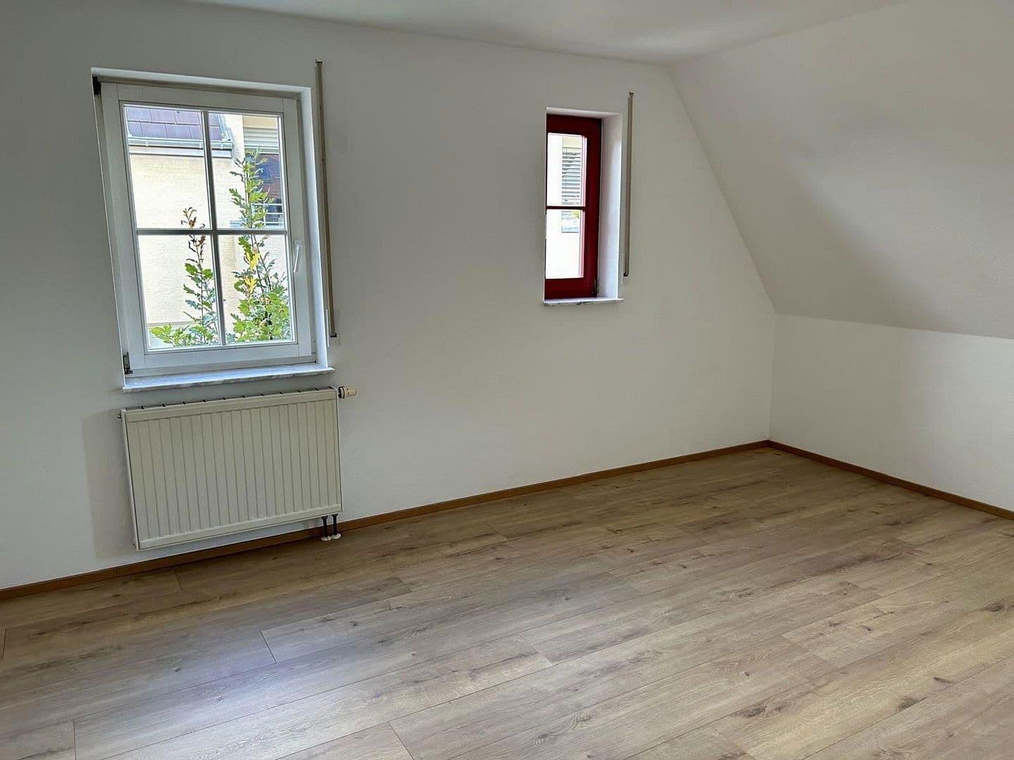 Pronájem bytu 5+1 128 m², Lange Gasse 26, Bondorf, Bádensko-Württembersko Pronájem bytu 5+1 128 m², Lange Gasse 26, Bondorf, Bádensko-Württembersko