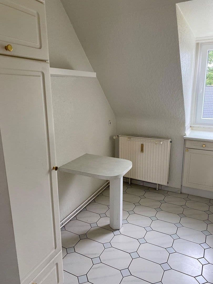 Pronájem bytu 3+1 64 m², Kleiner Sand 105, Uetersen, Šlesvicko-Holštýnsko Pronájem bytu 3+1 64 m², Kleiner Sand 105, Uetersen, Šlesvicko-Holštýnsko