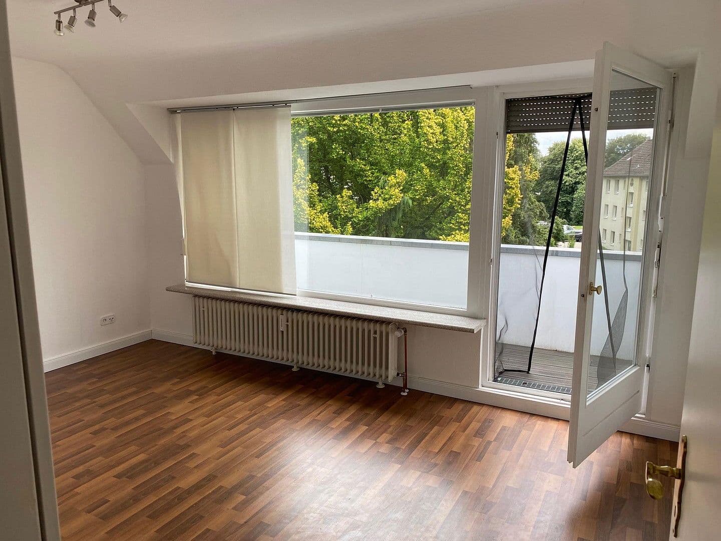 Pronájem bytu 3+1 64 m², Kleiner Sand 105, Uetersen, Šlesvicko-Holštýnsko Pronájem bytu 3+1 64 m², Kleiner Sand 105, Uetersen, Šlesvicko-Holštýnsko