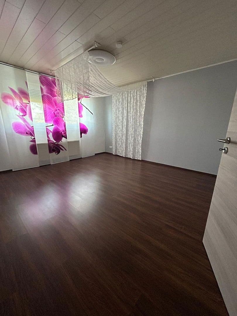 Prodej domu 143 m², pozemek 600 m², Calberlah, Dolní Sasko Prodej domu 143 m², pozemek 600 m², Calberlah, Dolní Sasko