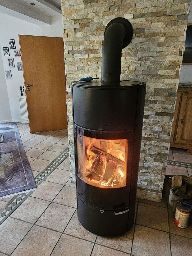 Prodej domu 174 m², pozemek 706 m², Vlotho, Severní Porýní-Vestfálsko Prodej domu 174 m², pozemek 706 m², Vlotho, Severní Porýní-Vestfálsko