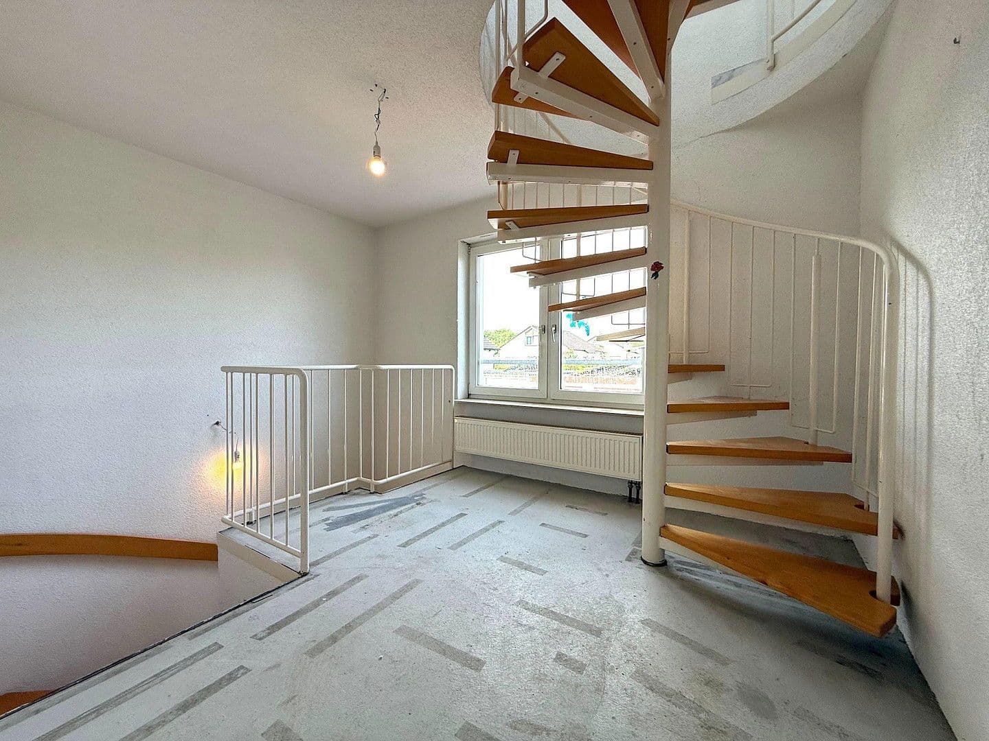 Prodej domu 124 m², pozemek 189 m², Znaimer Str. 13, Schwäbisch Gmünd, Bádensko-Württembersko Prodej domu 124 m², pozemek 189 m², Znaimer Str. 13, Schwäbisch Gmünd, Bádensko-Württembersko