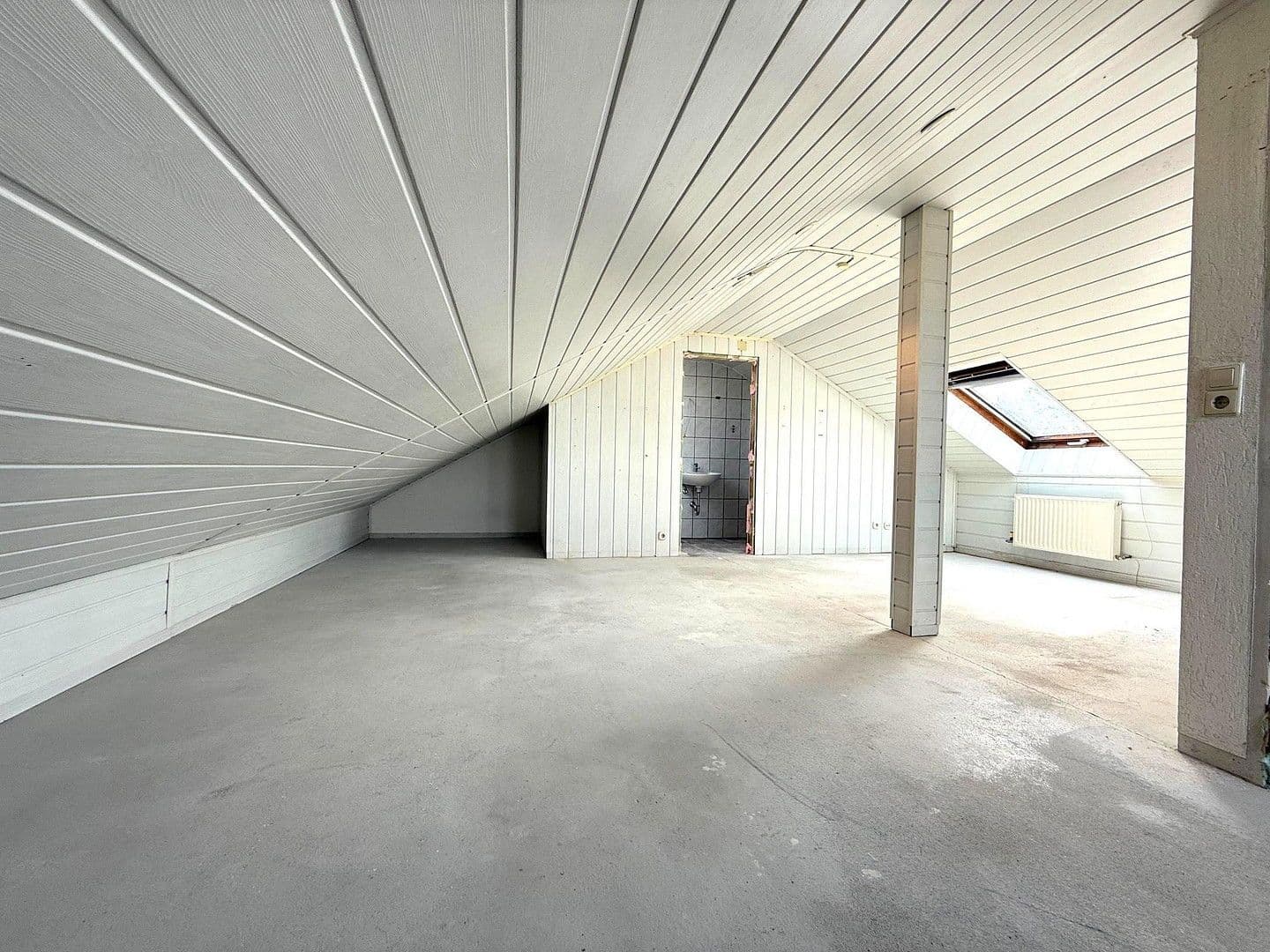 Prodej domu 124 m², pozemek 189 m², Znaimer Str. 13, Schwäbisch Gmünd, Bádensko-Württembersko Prodej domu 124 m², pozemek 189 m², Znaimer Str. 13, Schwäbisch Gmünd, Bádensko-Württembersko