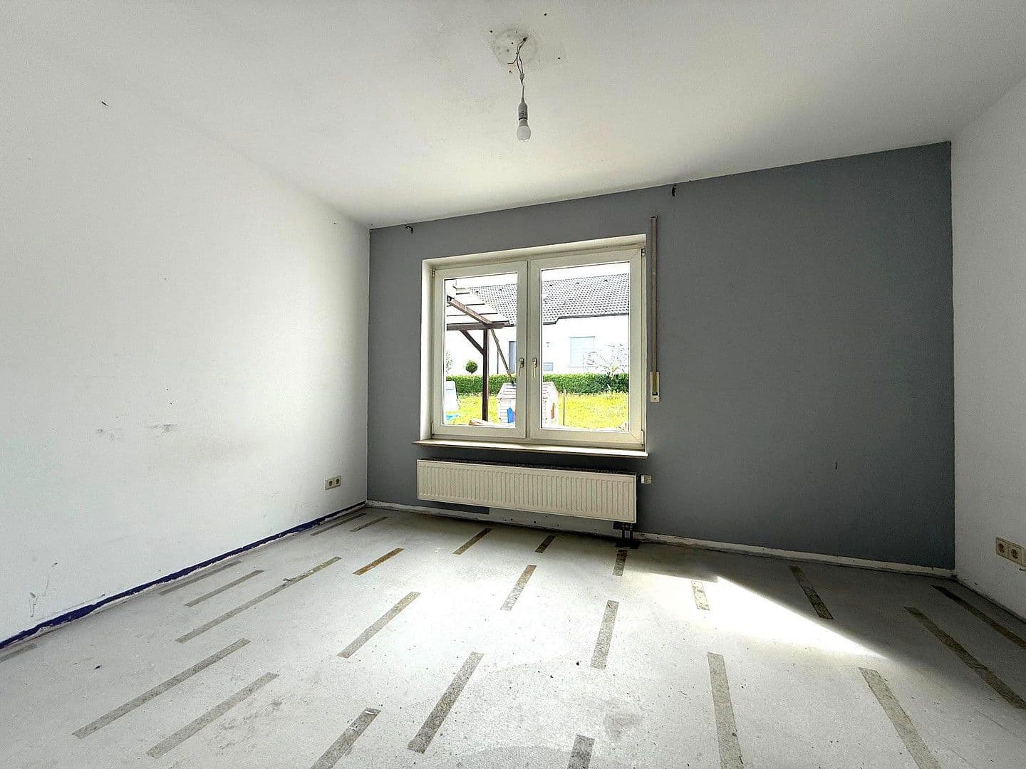 Prodej domu 124 m², pozemek 189 m², Znaimer Str. 13, Schwäbisch Gmünd, Bádensko-Württembersko Prodej domu 124 m², pozemek 189 m², Znaimer Str. 13, Schwäbisch Gmünd, Bádensko-Württembersko