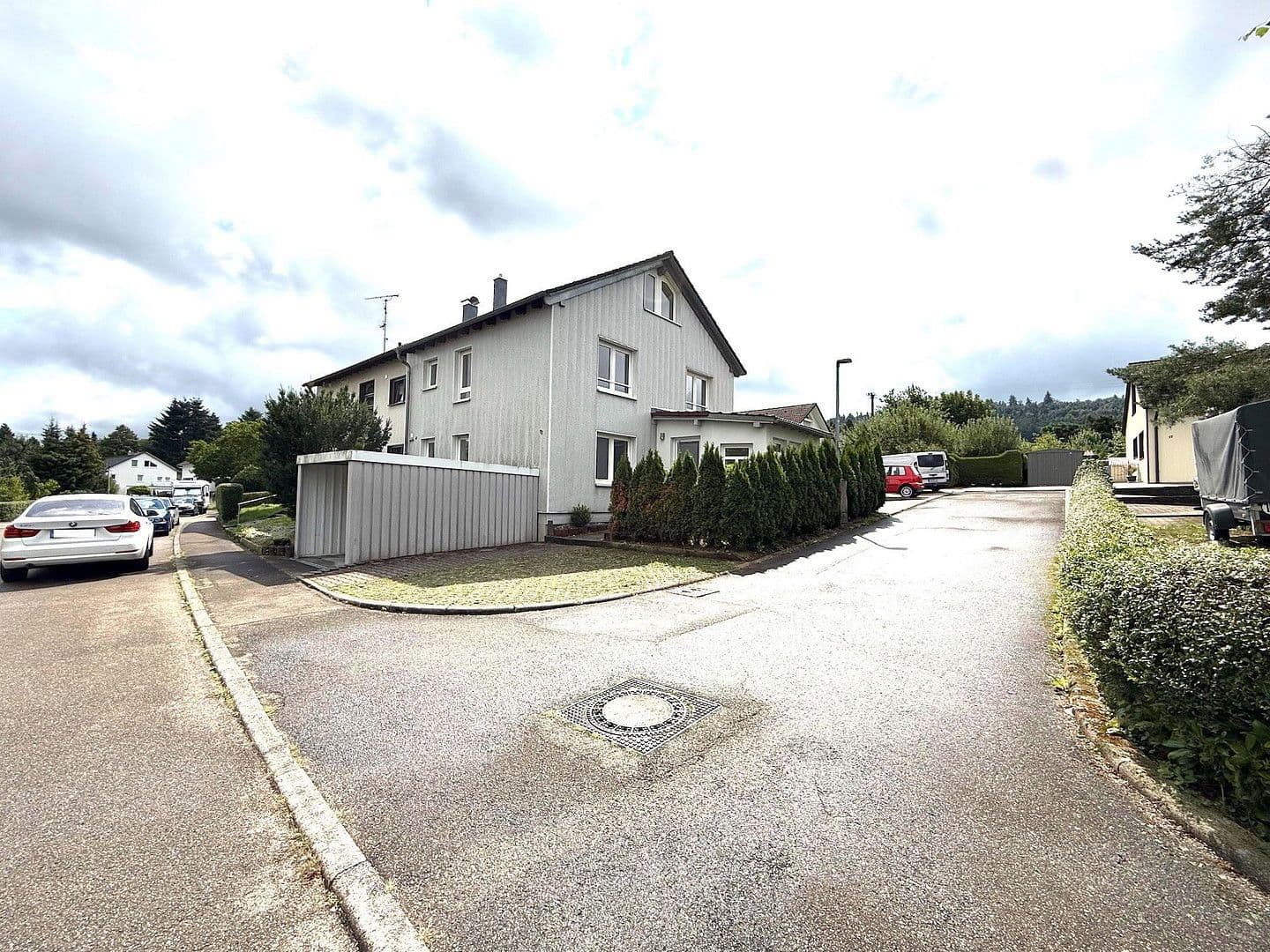 Prodej domu 124 m², pozemek 189 m², Znaimer Str. 13, Schwäbisch Gmünd, Bádensko-Württembersko Prodej domu 124 m², pozemek 189 m², Znaimer Str. 13, Schwäbisch Gmünd, Bádensko-Württembersko