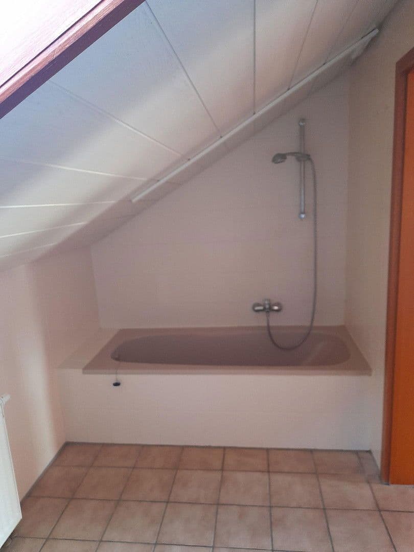 Prodej bytu 3+1 86 m², Schömberg, Bádensko-Württembersko Prodej bytu 3+1 86 m², Schömberg, Bádensko-Württembersko