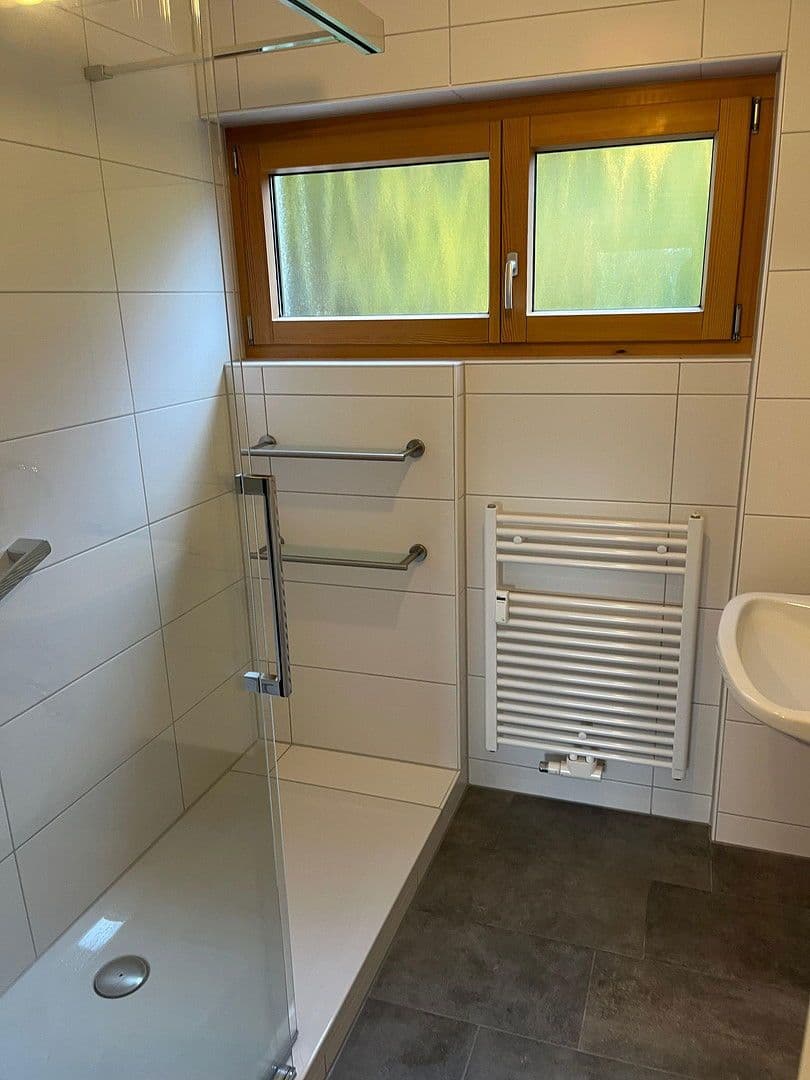 Pronájem bytu 3+1 70 m², Schwäbisch Gmünd, Bádensko-Württembersko Pronájem bytu 3+1 70 m², Schwäbisch Gmünd, Bádensko-Württembersko