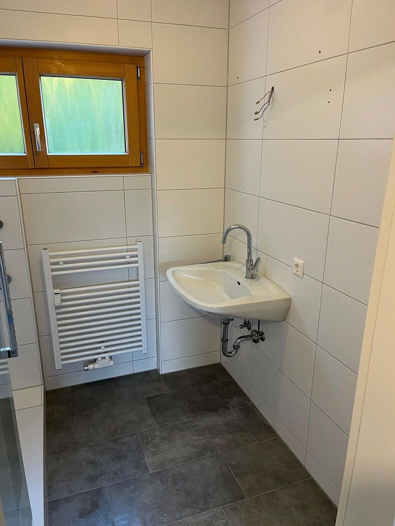 Pronájem bytu 3+1 70 m², Schwäbisch Gmünd, Bádensko-Württembersko Pronájem bytu 3+1 70 m², Schwäbisch Gmünd, Bádensko-Württembersko