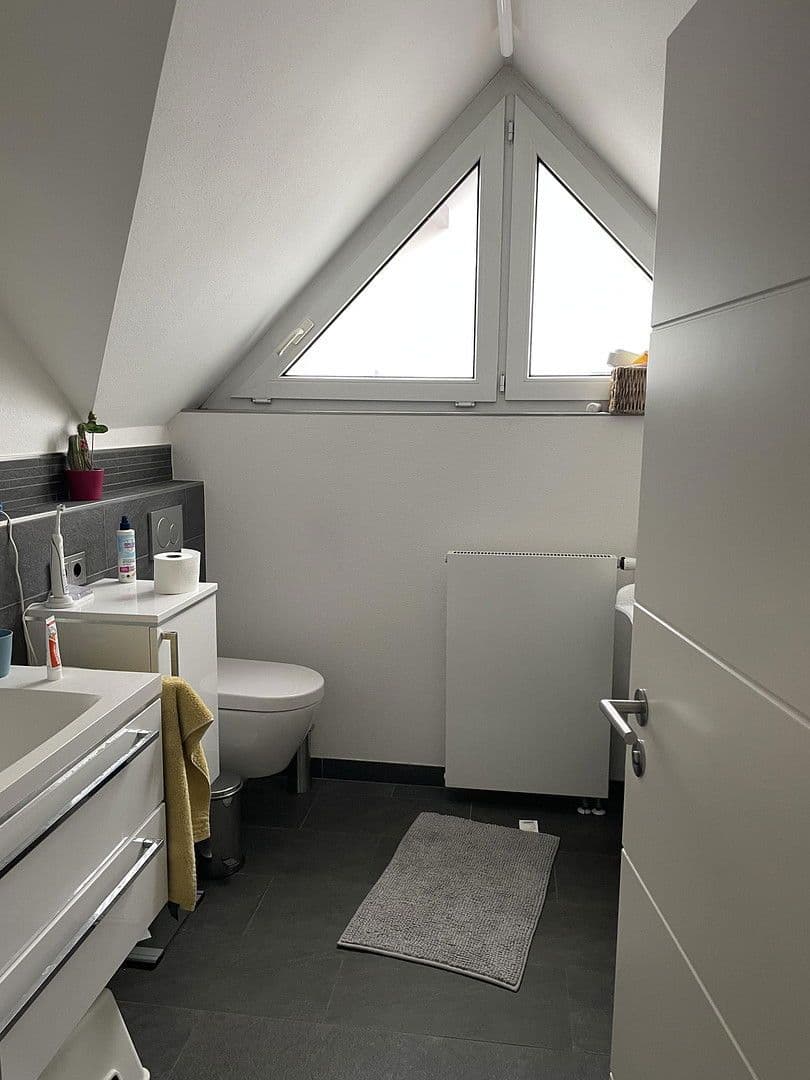 Prodej domu 140 m², pozemek 330 m², Achstetten, Bádensko-Württembersko Prodej domu 140 m², pozemek 330 m², Achstetten, Bádensko-Württembersko