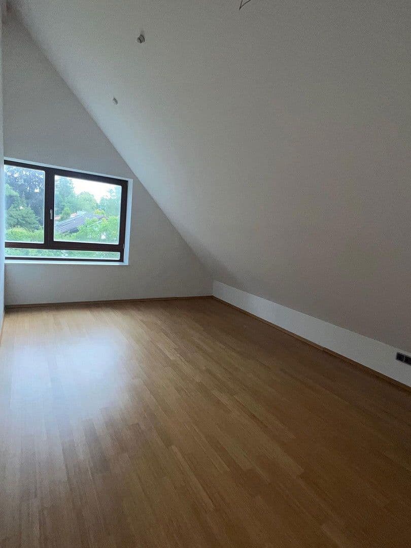 Pronájem bytu 3+1 72 m², München, Bavorsko Pronájem bytu 3+1 72 m², München, Bavorsko