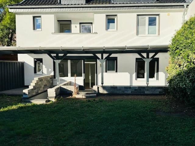 Pronájem bytu 3+kk 89 m², Karl-Legien-Straße 235, Bonn, Severní Porýní-Vestfálsko Pronájem bytu 3+kk 89 m², Karl-Legien-Straße 235, Bonn, Severní Porýní-Vestfálsko