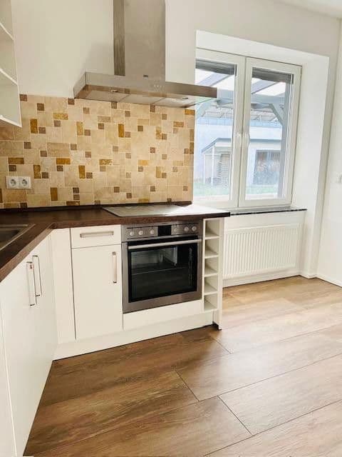 Pronájem bytu 3+kk 89 m², Karl-Legien-Straße 235, Bonn, Severní Porýní-Vestfálsko Pronájem bytu 3+kk 89 m², Karl-Legien-Straße 235, Bonn, Severní Porýní-Vestfálsko