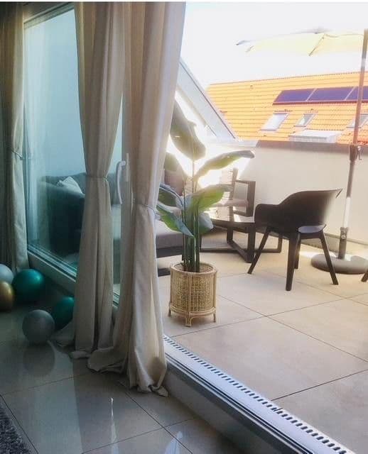 Prodej bytu 4+kk 154 m², Stuttgart, Bádensko-Württembersko Prodej bytu 4+kk 154 m², Stuttgart, Bádensko-Württembersko