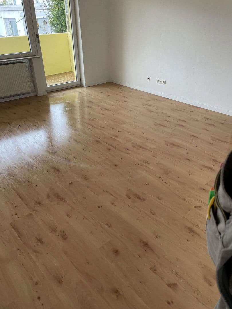 Pronájem bytu 3+1 75 m², Niederdorfelden, Hessen Pronájem bytu 3+1 75 m², Niederdorfelden, Hessen