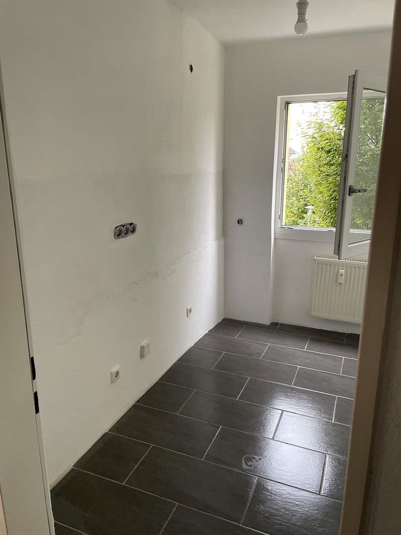 Pronájem bytu 3+1 75 m², Niederdorfelden, Hessen Pronájem bytu 3+1 75 m², Niederdorfelden, Hessen
