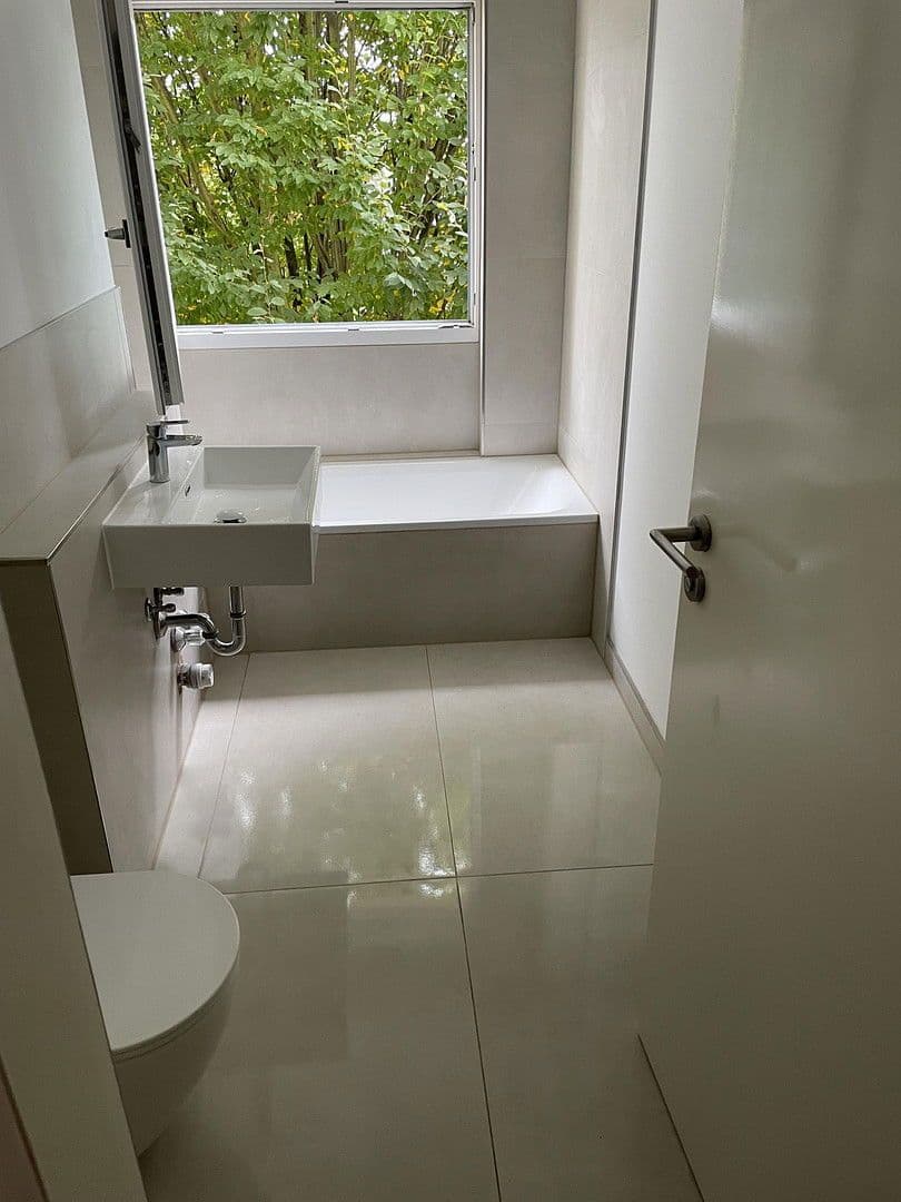 Pronájem bytu 3+1 75 m², Niederdorfelden, Hessen Pronájem bytu 3+1 75 m², Niederdorfelden, Hessen