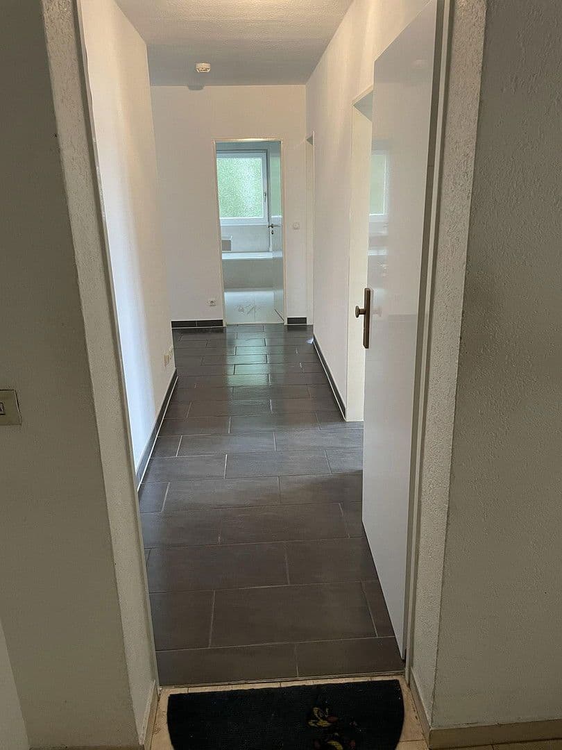 Pronájem bytu 3+1 75 m², Niederdorfelden, Hessen Pronájem bytu 3+1 75 m², Niederdorfelden, Hessen