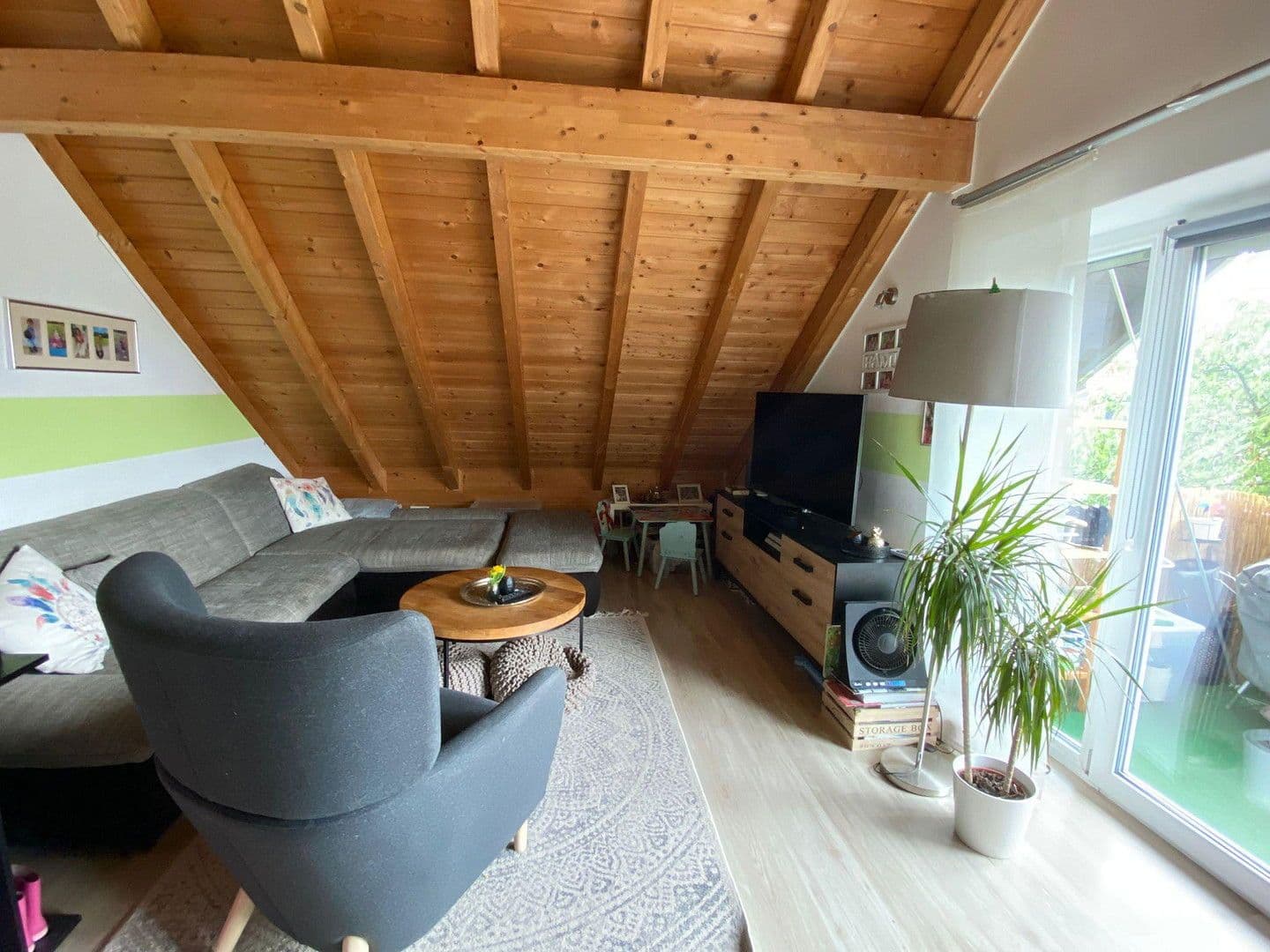 Pronájem bytu 3+1 90 m², Sickingerweg 20, Walldorf, Bádensko-Württembersko Pronájem bytu 3+1 90 m², Sickingerweg 20, Walldorf, Bádensko-Württembersko