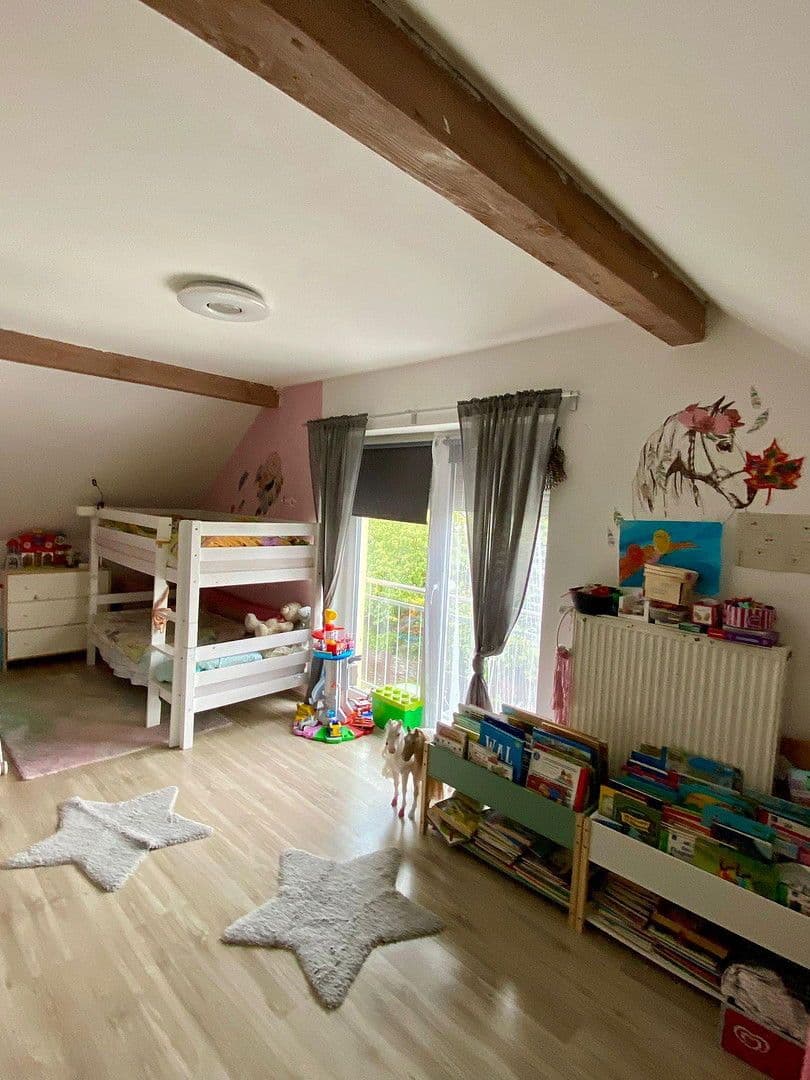 Pronájem bytu 3+1 90 m², Sickingerweg 20, Walldorf, Bádensko-Württembersko Pronájem bytu 3+1 90 m², Sickingerweg 20, Walldorf, Bádensko-Württembersko