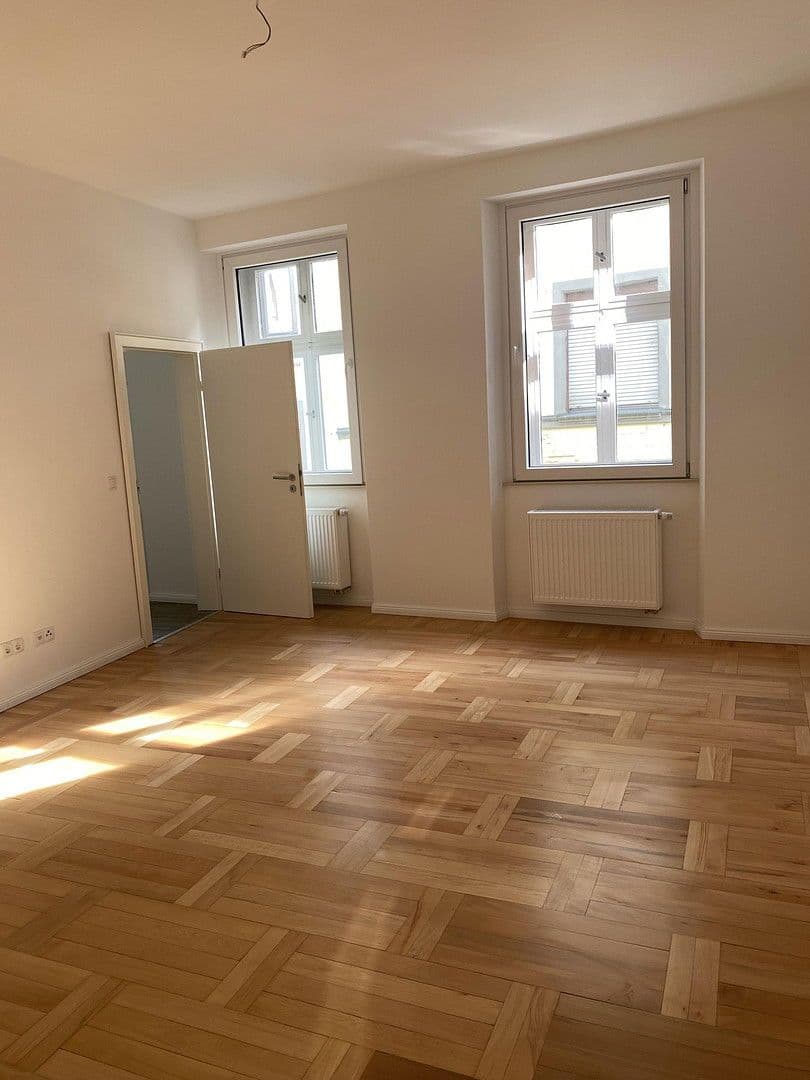 Pronájem bytu 2+1 36 m², Hochstraße 61, Andernach, Porýní-Falc Pronájem bytu 2+1 36 m², Hochstraße 61, Andernach, Porýní-Falc