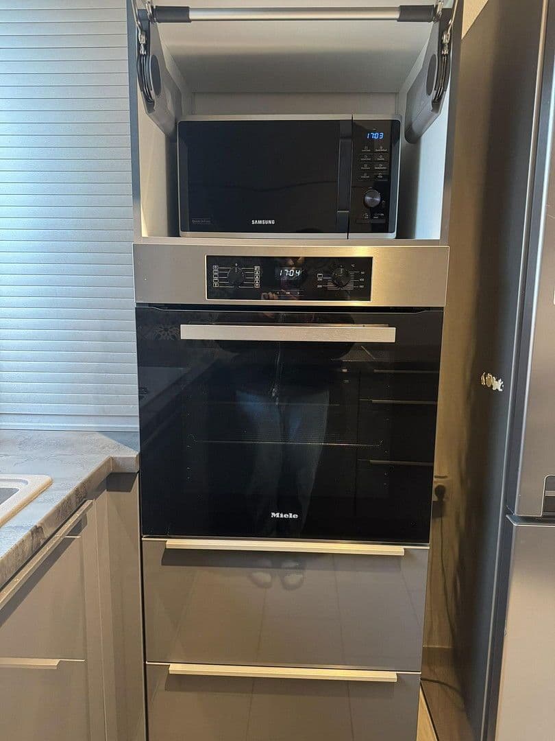 Pronájem bytu 3+kk 112 m², Blaustein, Bádensko-Württembersko Pronájem bytu 3+kk 112 m², Blaustein, Bádensko-Württembersko