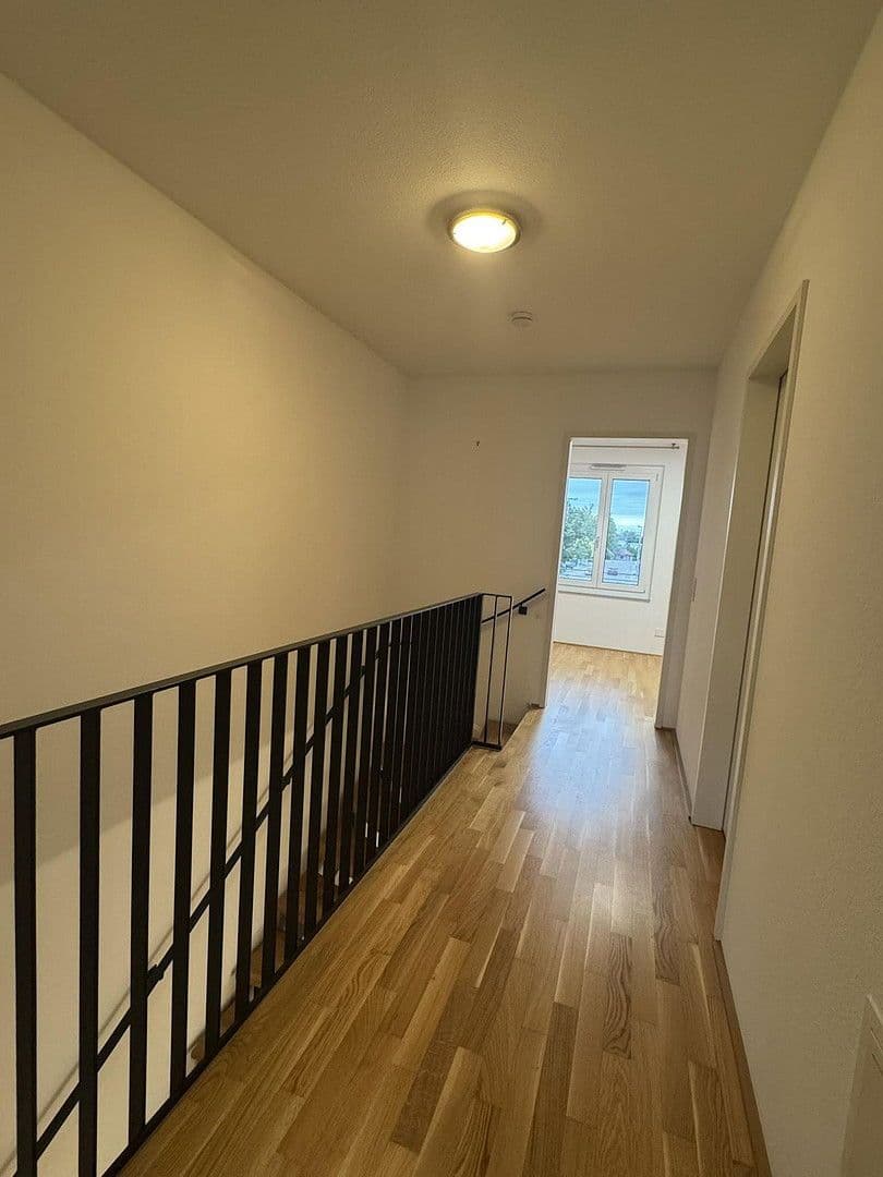 Pronájem bytu 3+kk 112 m², Blaustein, Bádensko-Württembersko Pronájem bytu 3+kk 112 m², Blaustein, Bádensko-Württembersko