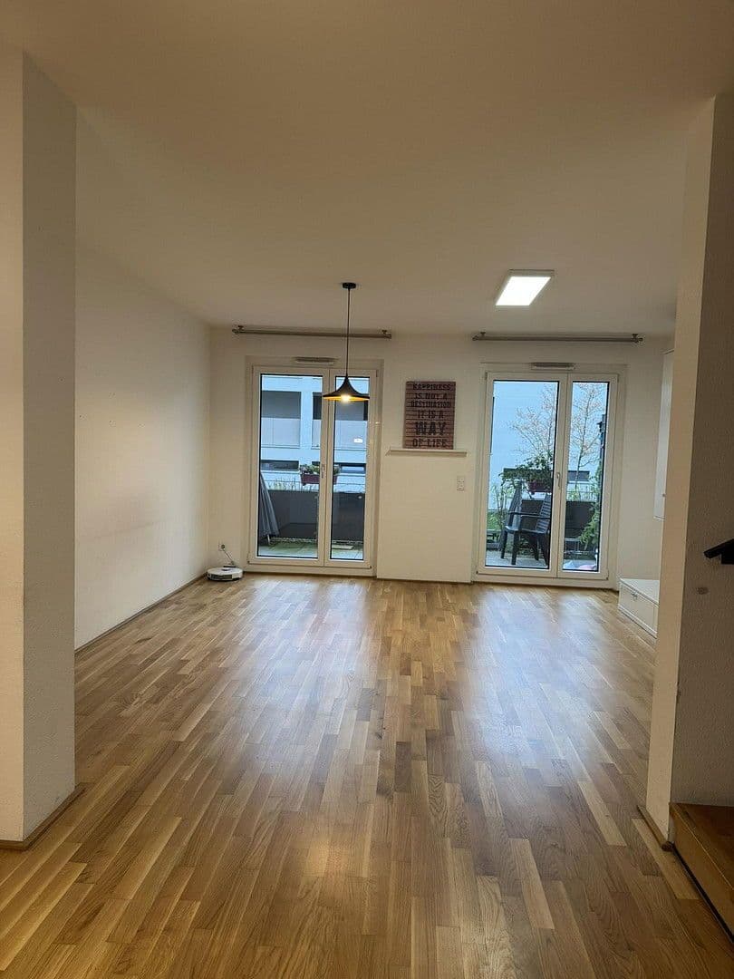 Pronájem bytu 3+kk 112 m², Blaustein, Bádensko-Württembersko Pronájem bytu 3+kk 112 m², Blaustein, Bádensko-Württembersko